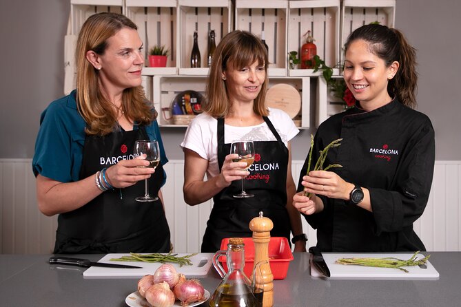 Spanish Tapas Workshop: Boqueria Tour & Rambla Views - Key points to know before booking