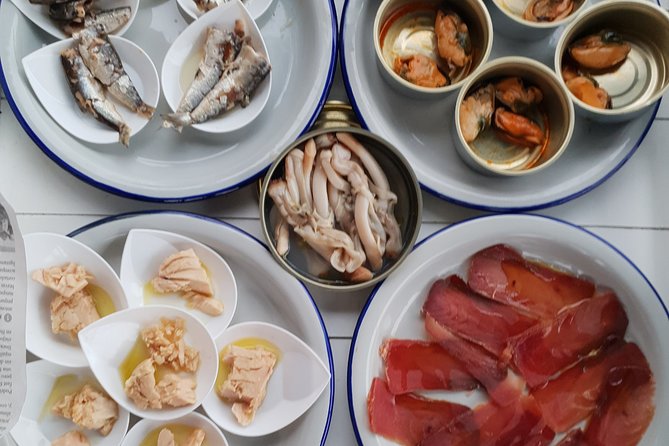 Sunset Boattrip + Tapa + Cava - Swimming is possible, but not the central promise