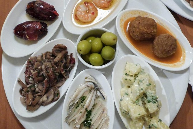 Tapas and Flamenco in Seville - Timing, walking, and practical details