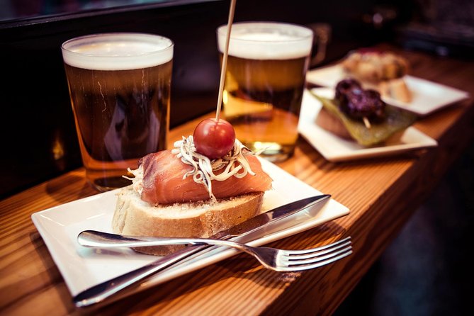 Tapas and Flamenco Show Small Group Tour in Barcelona - From Roman walls to Plaça Reial