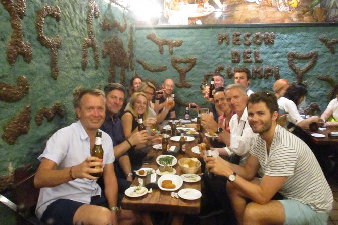 Tapas and history tour ending with churros with chocolate - Key things to know before booking