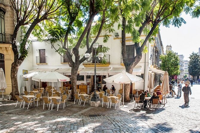 Tapas Food Tour in Jerez de la Frontera - Getting there and handling the practical details