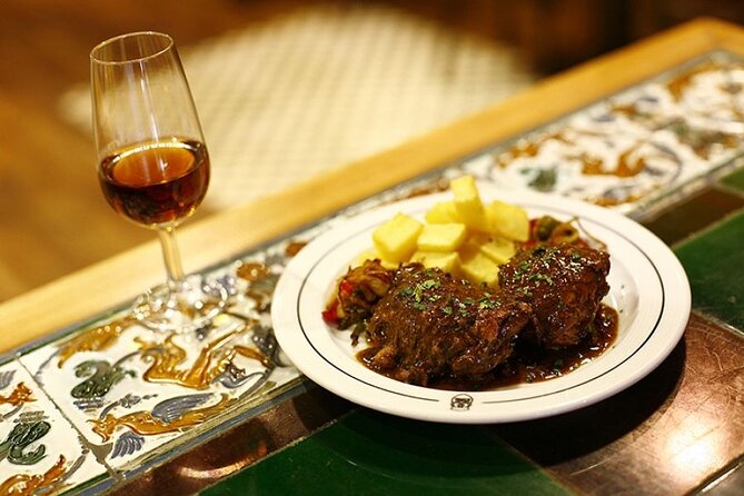 Tapas Food Tour in Jerez de la Frontera - Three tapas, three drinks, and a lesson in pairing