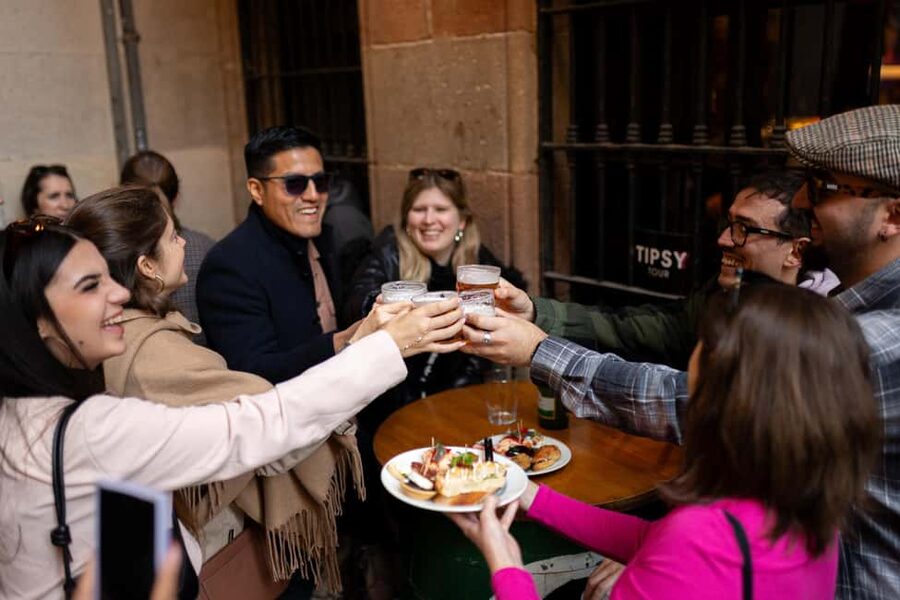 Tapas Food Tour with Dinner in Barcelona - The Gothic Quarter: history between meals