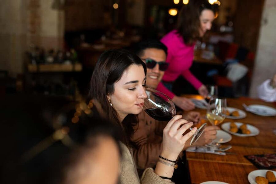 Tapas Food Tour with Dinner in Barcelona - Spanish vermouth, wine, and cava