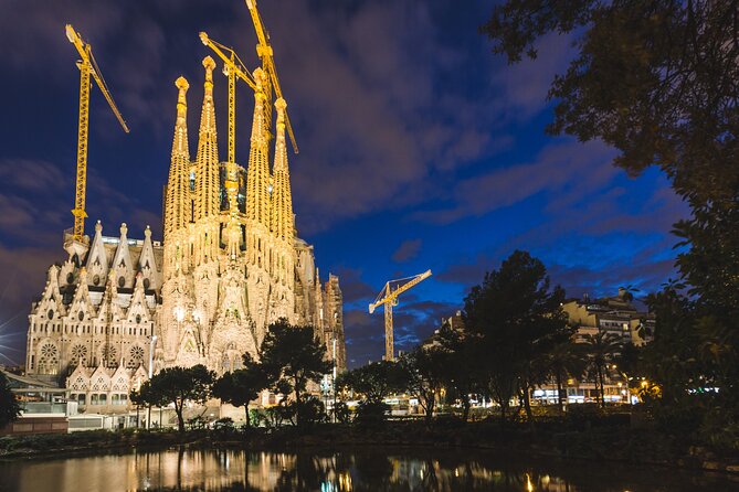 Tapas & Sidecar Motorcycle Barcelona Tour - Gràcia, a slower change of pace