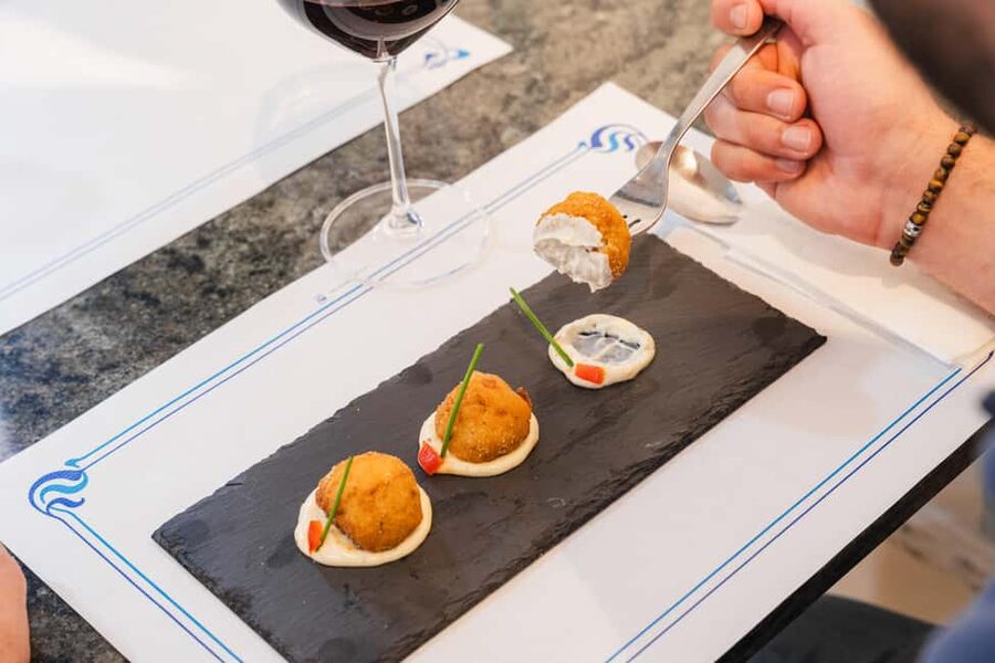 Tenerife: Gourmet Tapas and Wine Tour - The sights between the plates