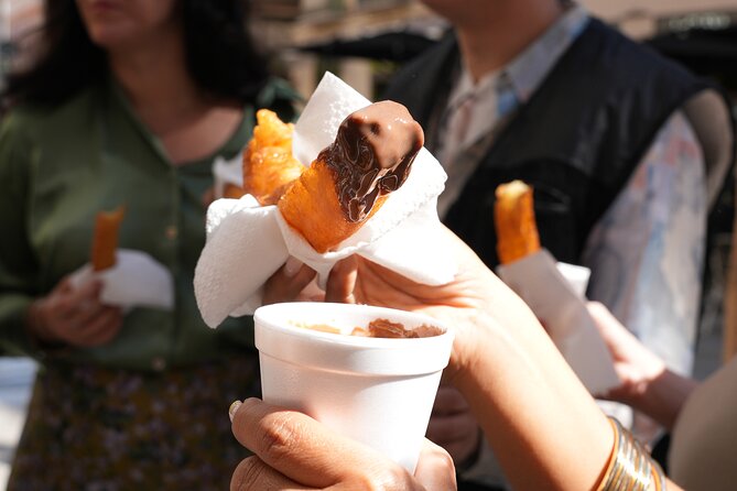 The Málaga Market & Tapas Tour By Food Lover Tour - The guide makes the difference