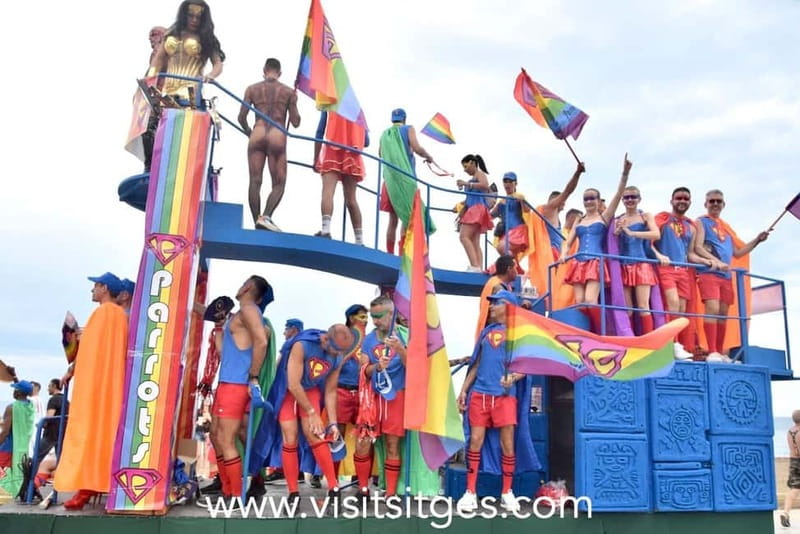 Tour in Sitges ( Bcn): Cultural diversity, tapas and beach - Why this Sitges tour works so well