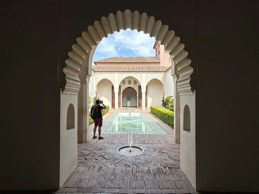 Ultimate Malaga: History and Tapas All Included - Key points at a glance