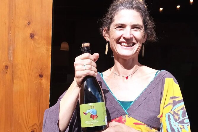 Urban winery tour, premium tasting flight & tapas - Timing, meeting point, and booking details