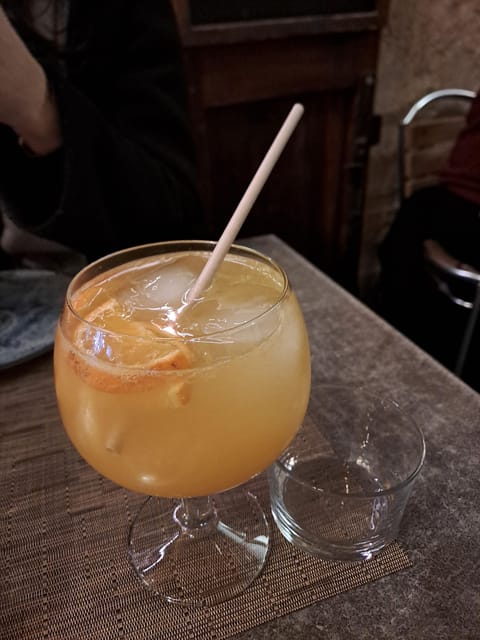 Valencia: Authentic Tapas & Drinks with a Local - Esgarraet and the flavors of the region