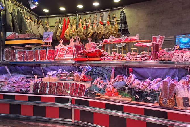 Valencia Food Tour: Tapas, Drinks and Delights with a Local - The Central Market, where Valencia’s ingredients make sense