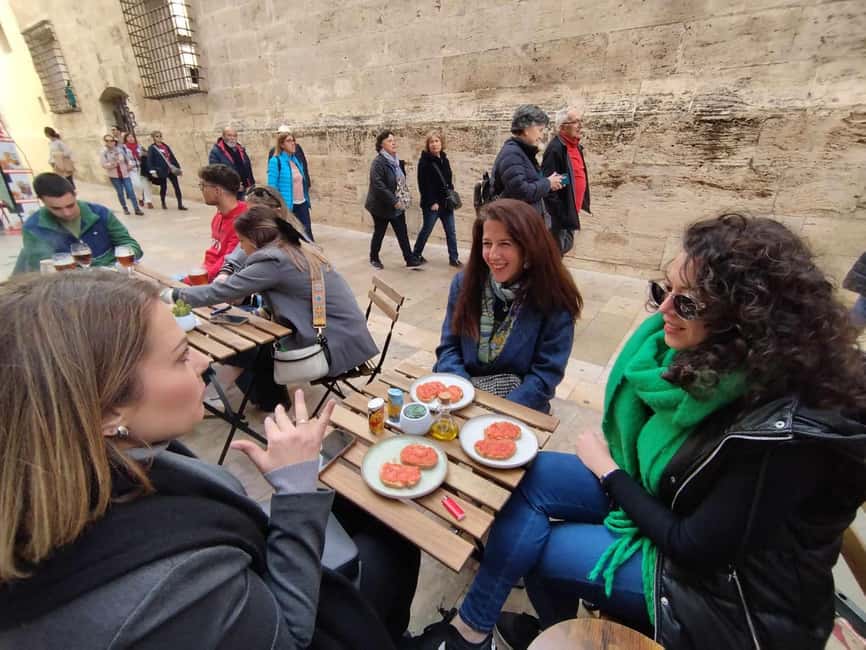 Valencia: Street Food Tour including Paella & Tapas Tasting - Key points to know before booking