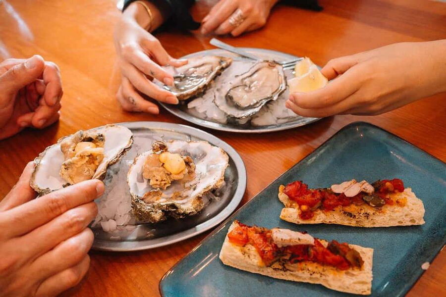 Valencia: Tapas and Drinks Evening Tour - Food portions and what you are really getting