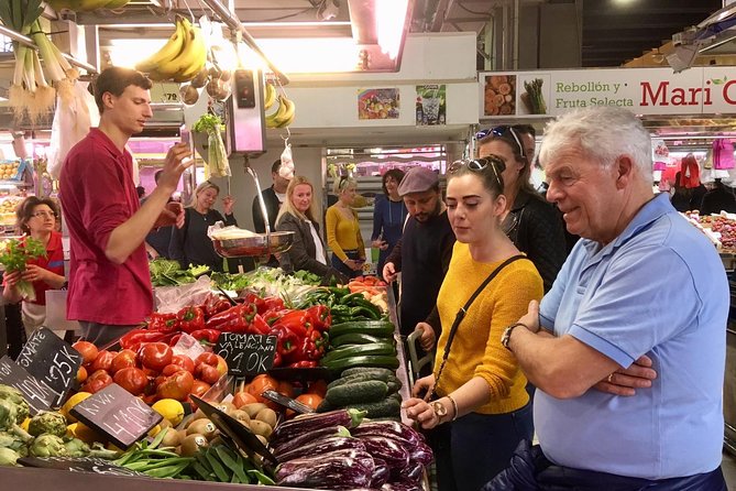 Vegetable Paella cooking class, tapas and Ruzafa market visit - Starting at San Valero Parish in Ruzafa