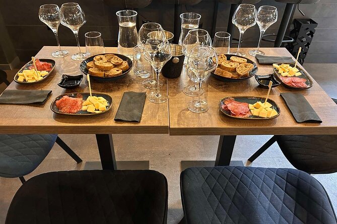 Wine and Tapas Boutique Bulgarian Wine Tasting - Pairing Bulgarian meat, cheese, bread, and olive oil